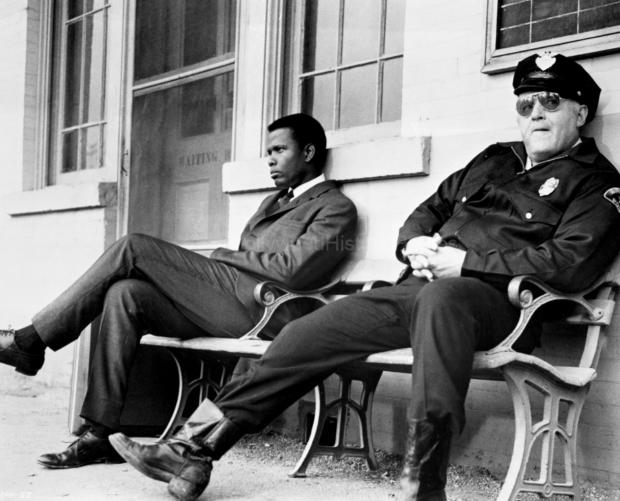 Sidney Poitier 1967 1 WM.jpg